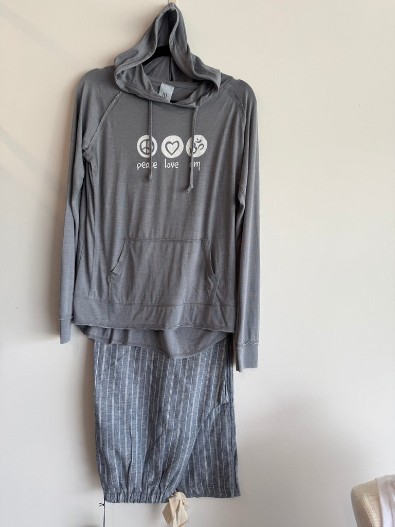 Peace Love Om Vintage Lightweight Hoodie in Gunmetal Grey
