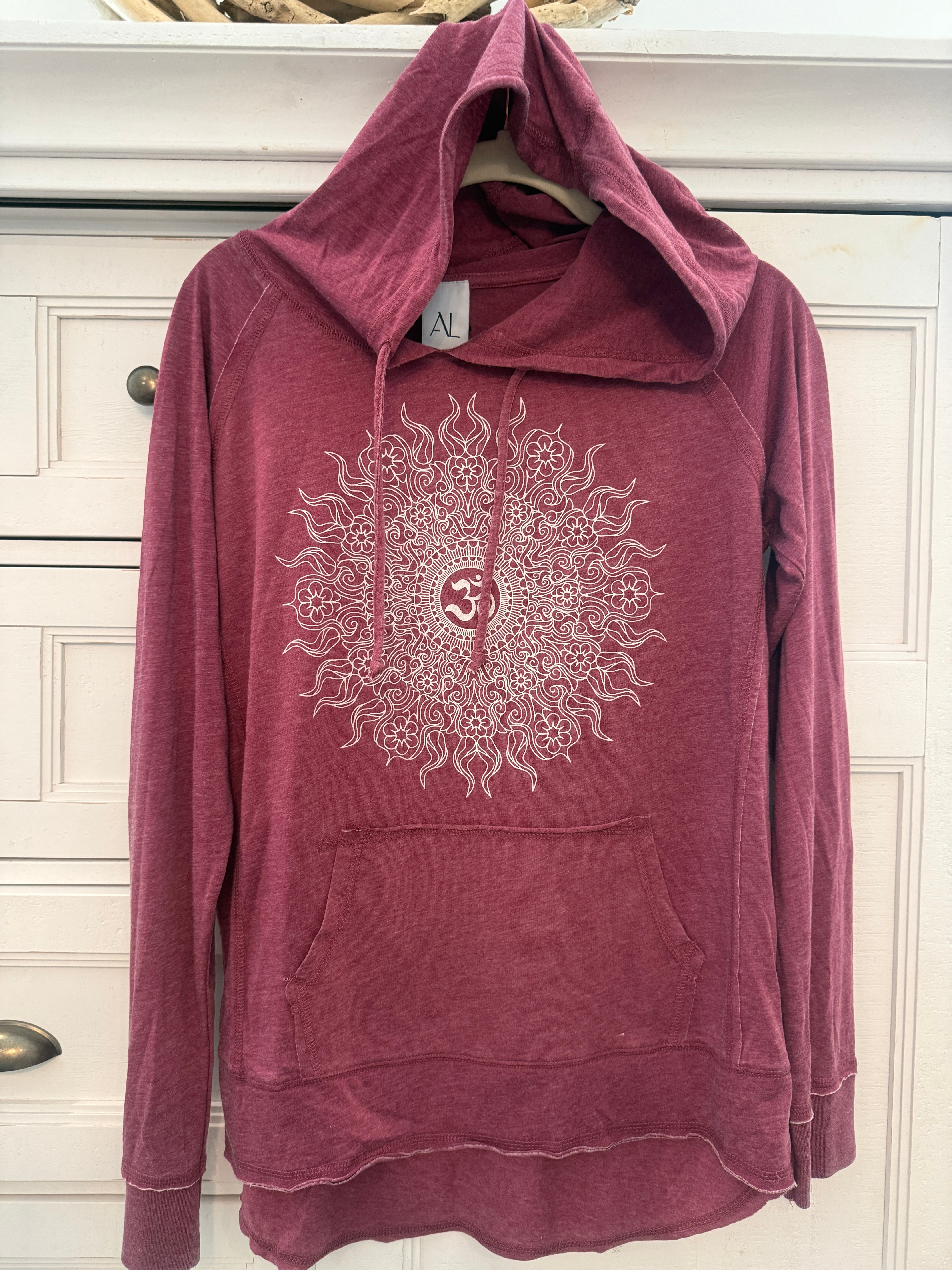 Om Wild Sun Women's Vintage Lightweight Hoodie Ancient Language Yoga Clothing