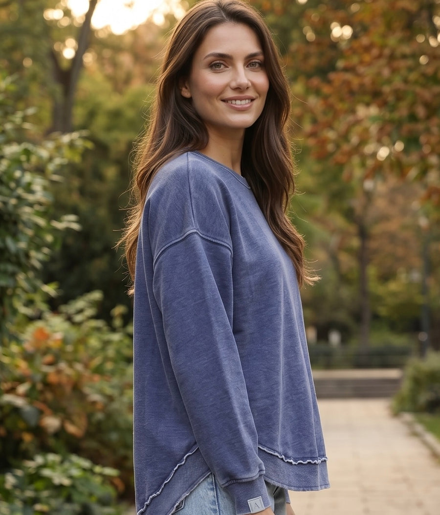 High Low  Women's Sweatshirt in Navy Blue