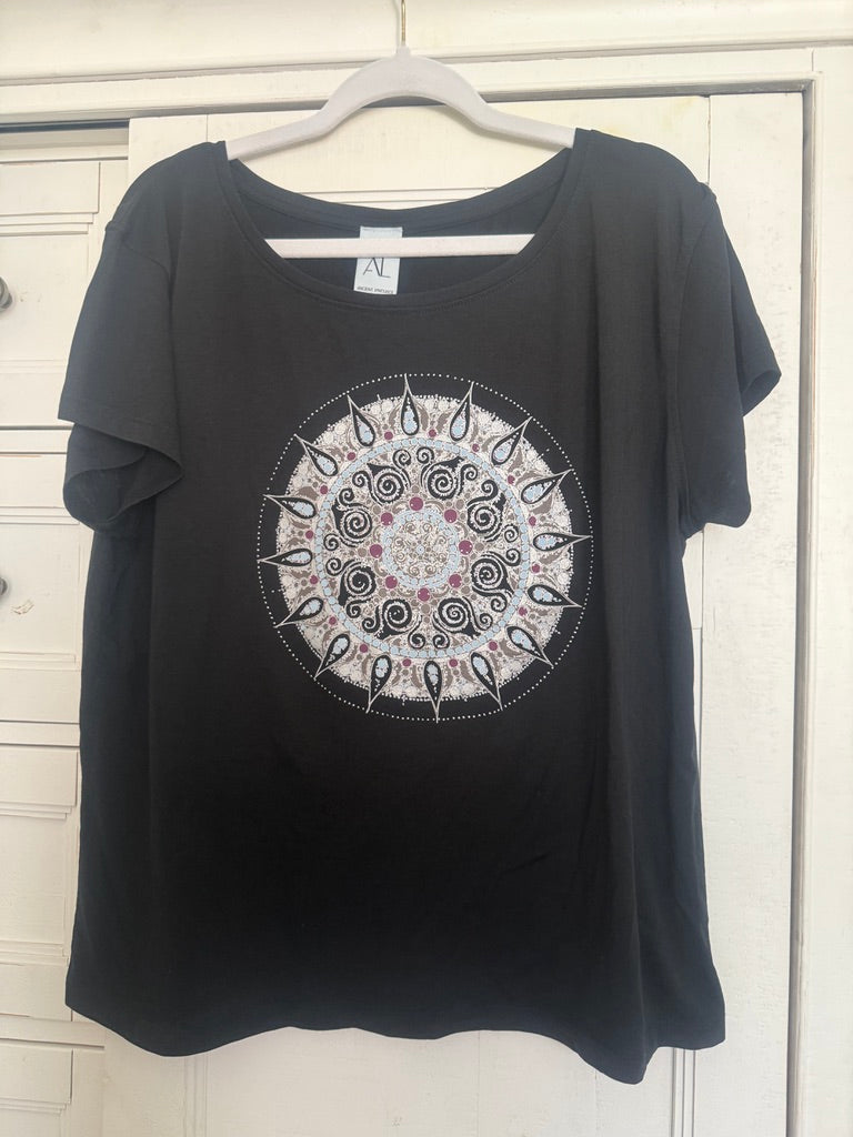 Mandala Women's Boxy Loose Tee in Black