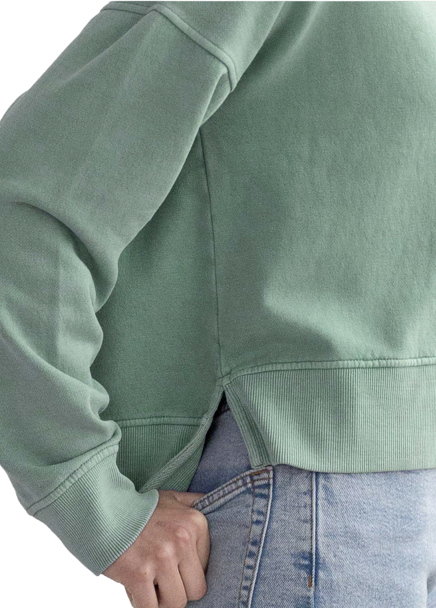 Malibu Women's Crew Sweatshirt in Orchid Lavender